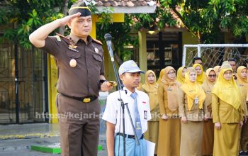 Apel Kebangsaan di SMK N 1 Karangawen, Kepala Kejaksaan Negeri Demak Tekankan Jauhi Tindak Kriminal