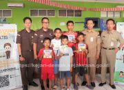 Kejaksaan Negeri Demak Salurkan Bantuan Buku melalui Program MAS JALI CINTA BACA